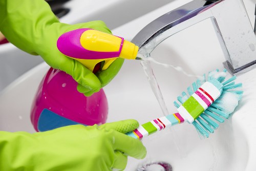 Safety-focused carpet cleaning with clear workspace procedures